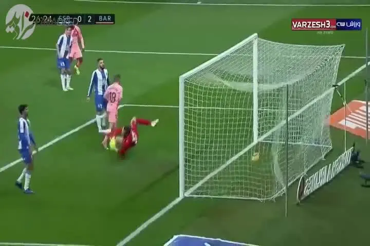 (ویدیو) وقتی مسی نسخه اسپانیول را پیچید!