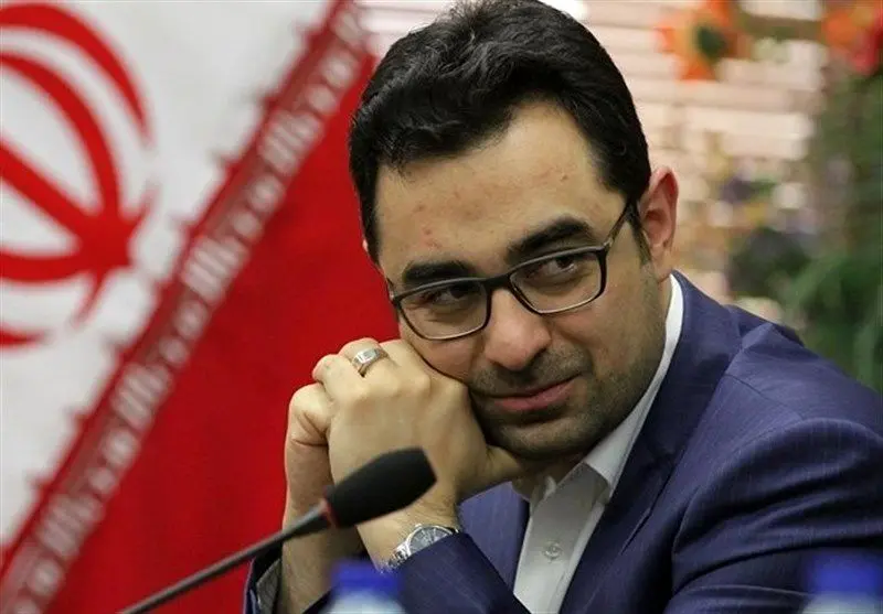 پرونده عراقچی ۹ متهم دارد