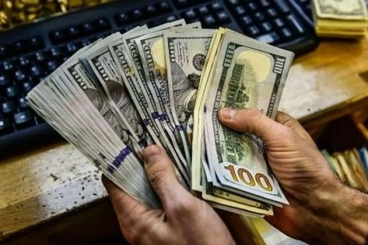 رقابت قیمتی در بازار ارز