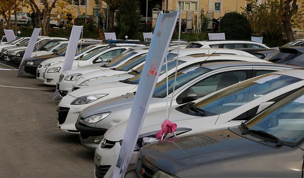 (تصاویر) توقیف خودروهای لاکچری در تهران