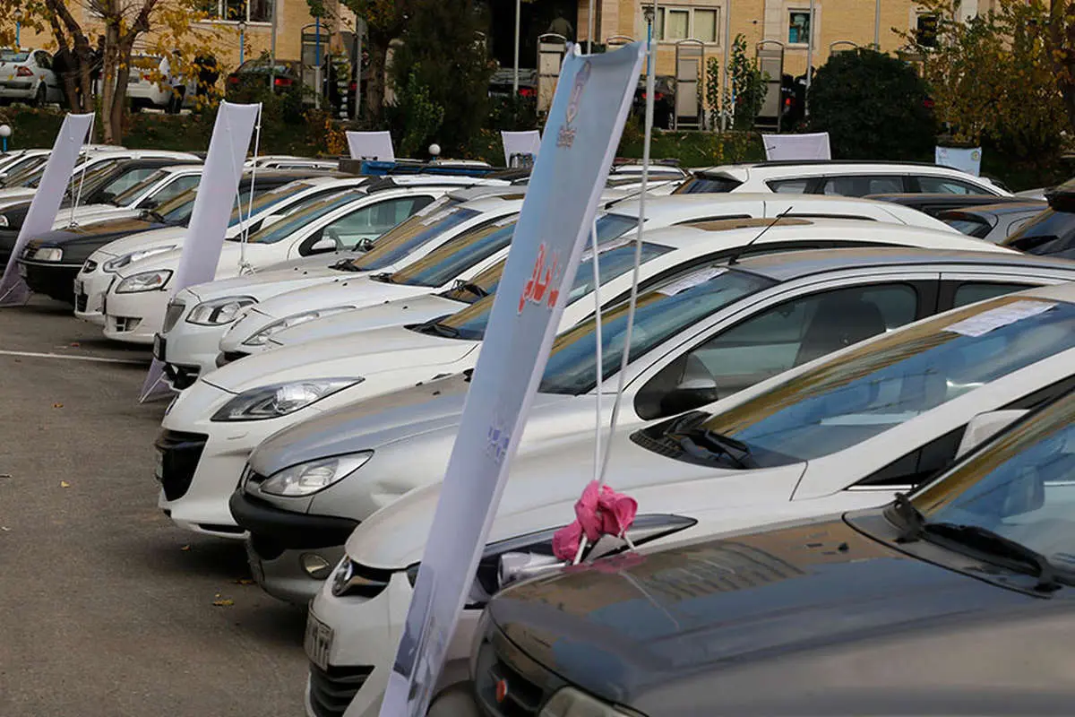 (تصاویر) توقیف خودروهای لاکچری در تهران