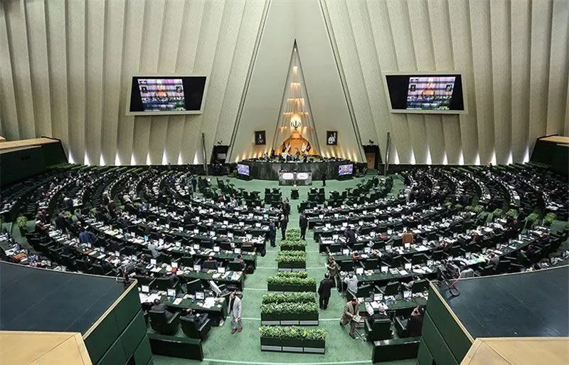 نمایندگان و چند مُدل غذا در مجلس!