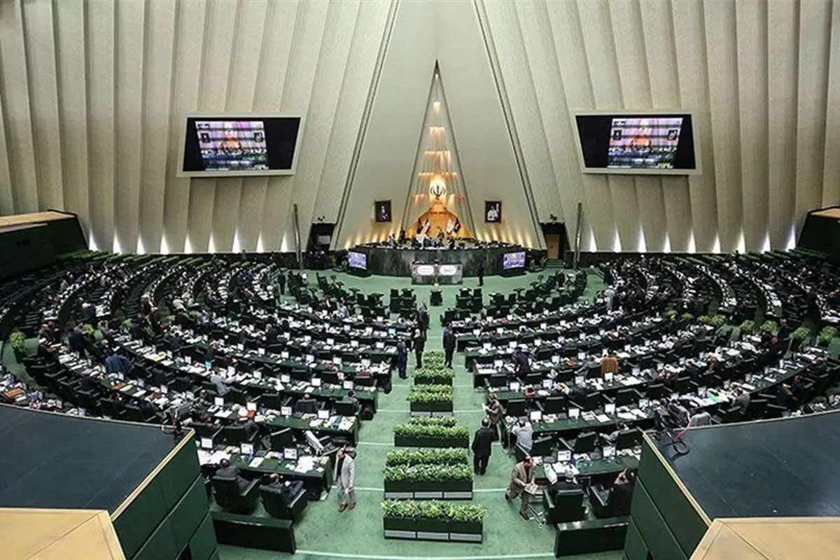 نمایندگان و چند مُدل غذا در مجلس!