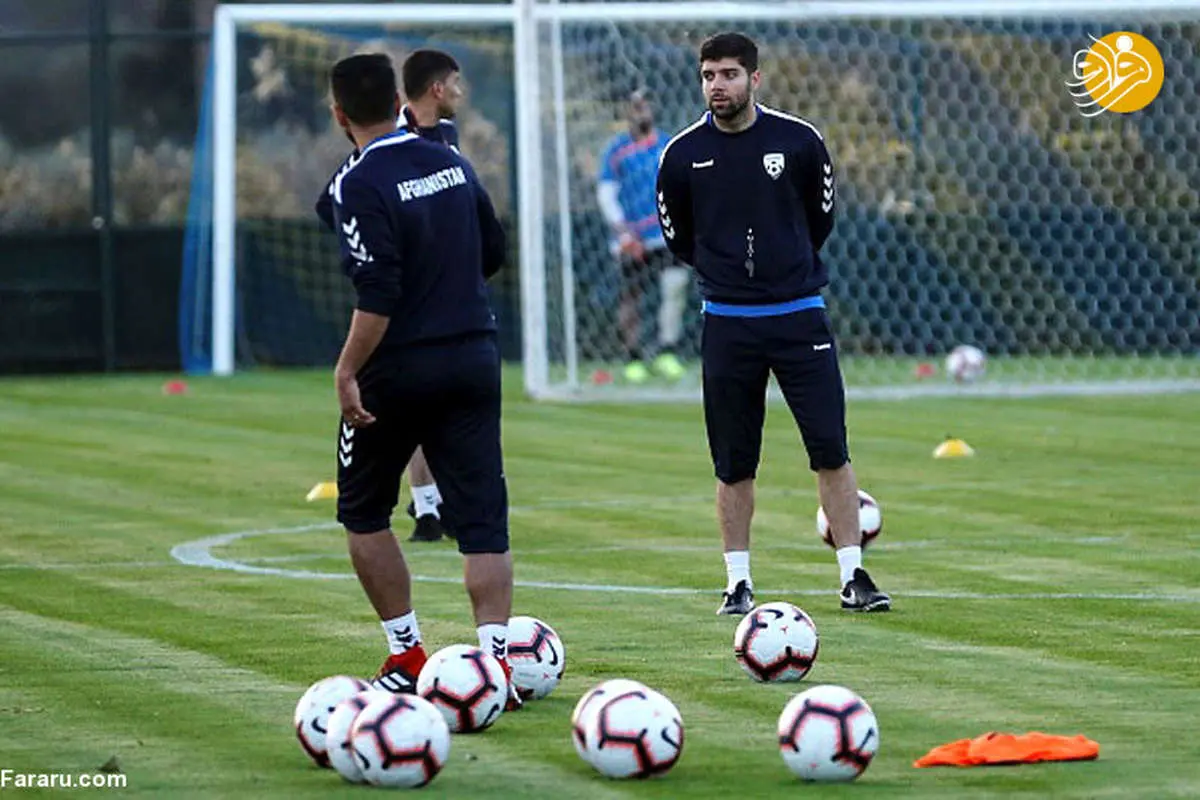 (تصاویر) جوانترین مربی تیم ملی در جهان