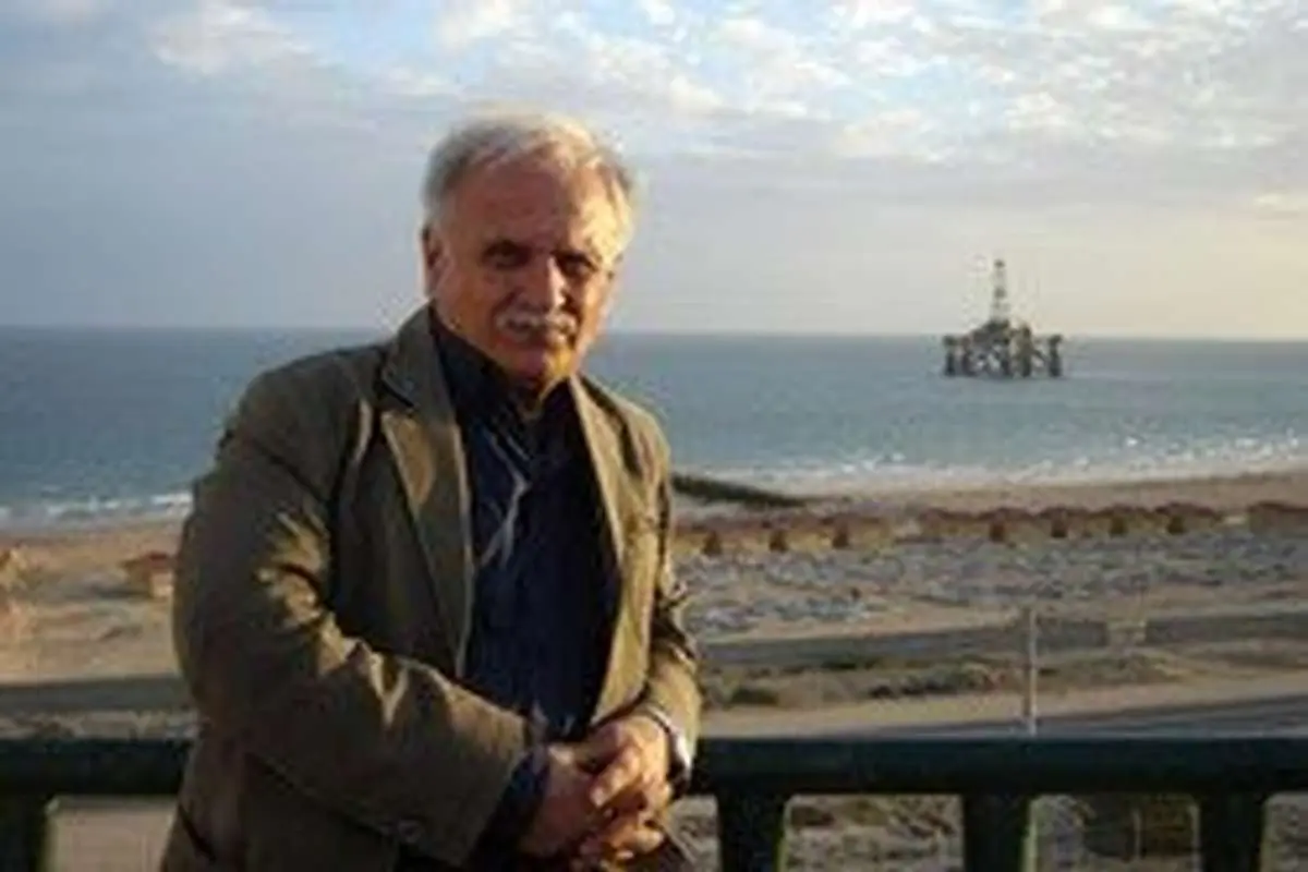 عباس عبدی-نویسنده- درگذشت