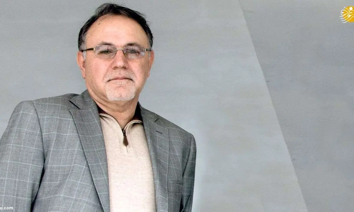 علویتبار: برای روحانی، ماندن در قدرت مهمترین نکته است
