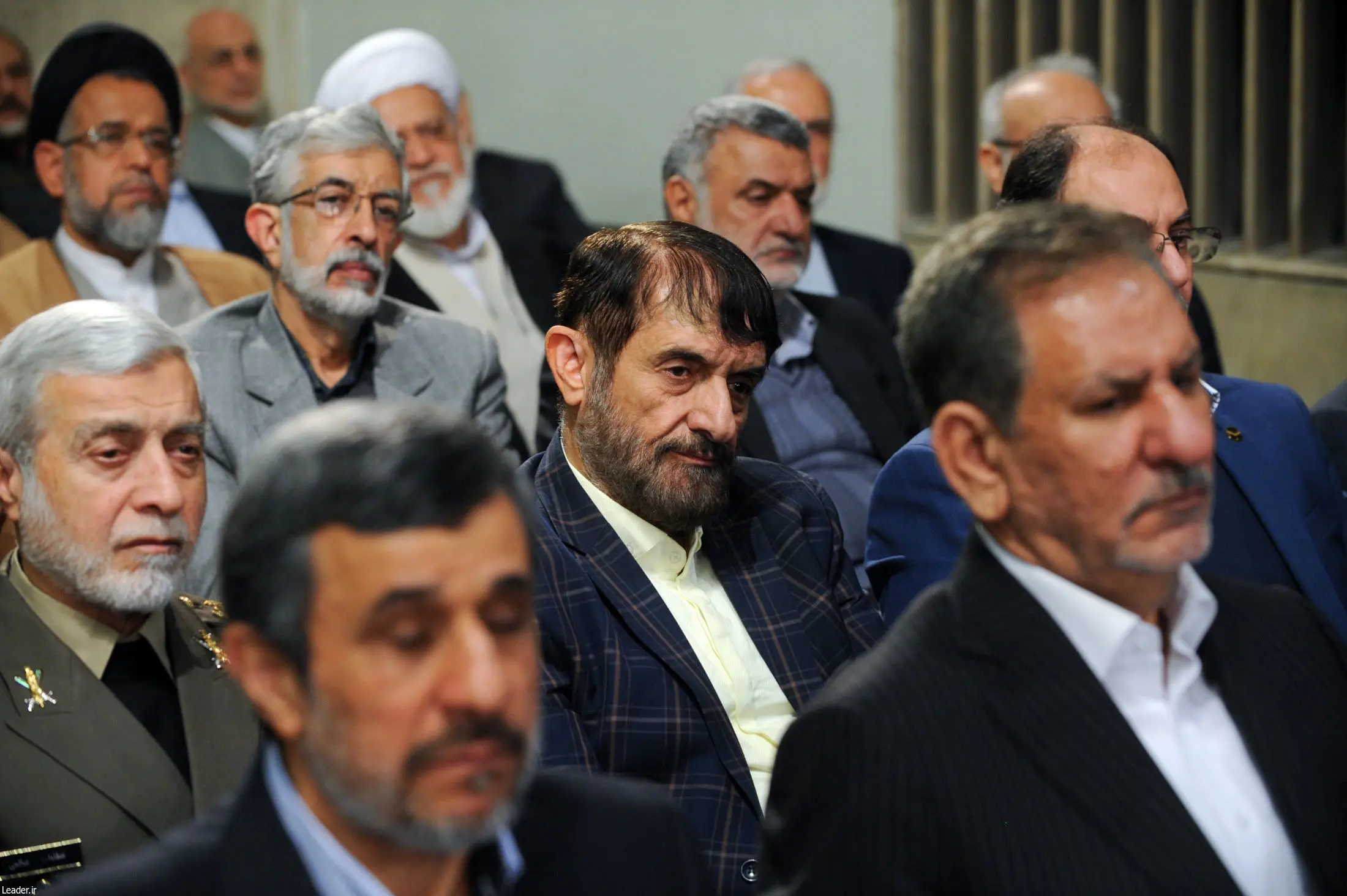 (تصویر) احمدی‌نژاد در دیدار با رهبر انقلاب