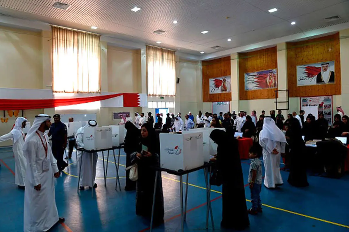 (تصاویر) سفر جنجالی بن‌سلمان به بحرین پس از انتخابات