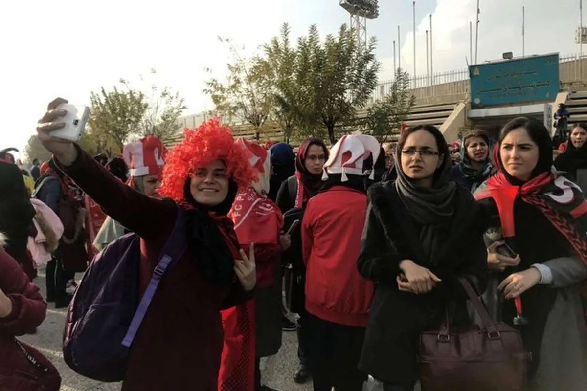 ضرب العجل فیفا برای ورود زنان ایرانی به ورزشگاه