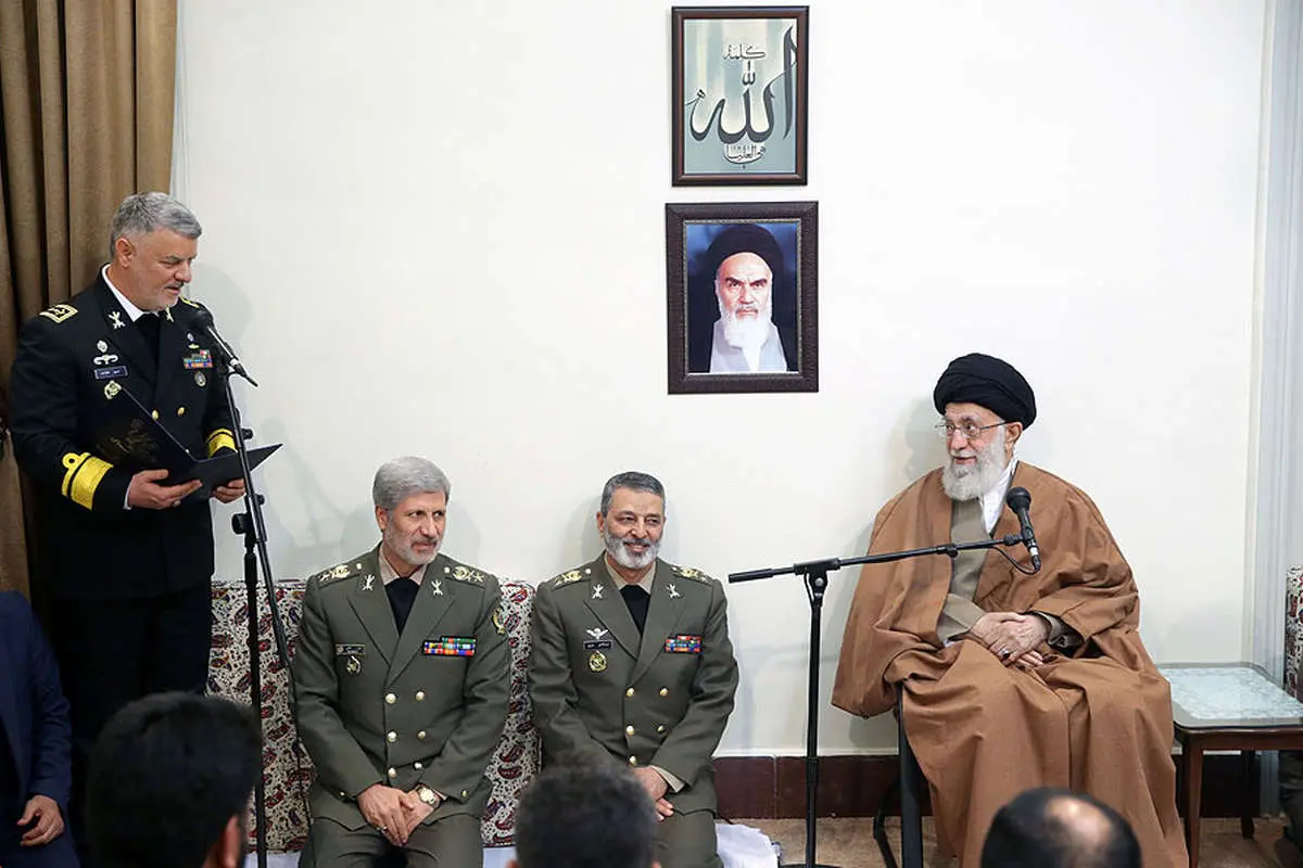 (تصاویر) دیدار فرماندهان نیروی دریایی ارتش با رهبر انقلاب