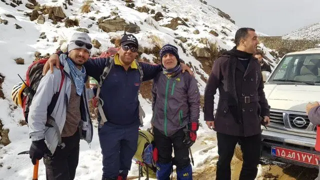 (تصاویر) کوهنوردی که ۲۴ ساعت در کولاک مفقود شد و زنده ماند