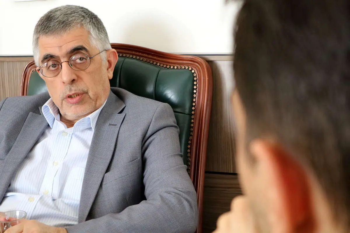 میانه شکرآب کارگزاران و دولت!