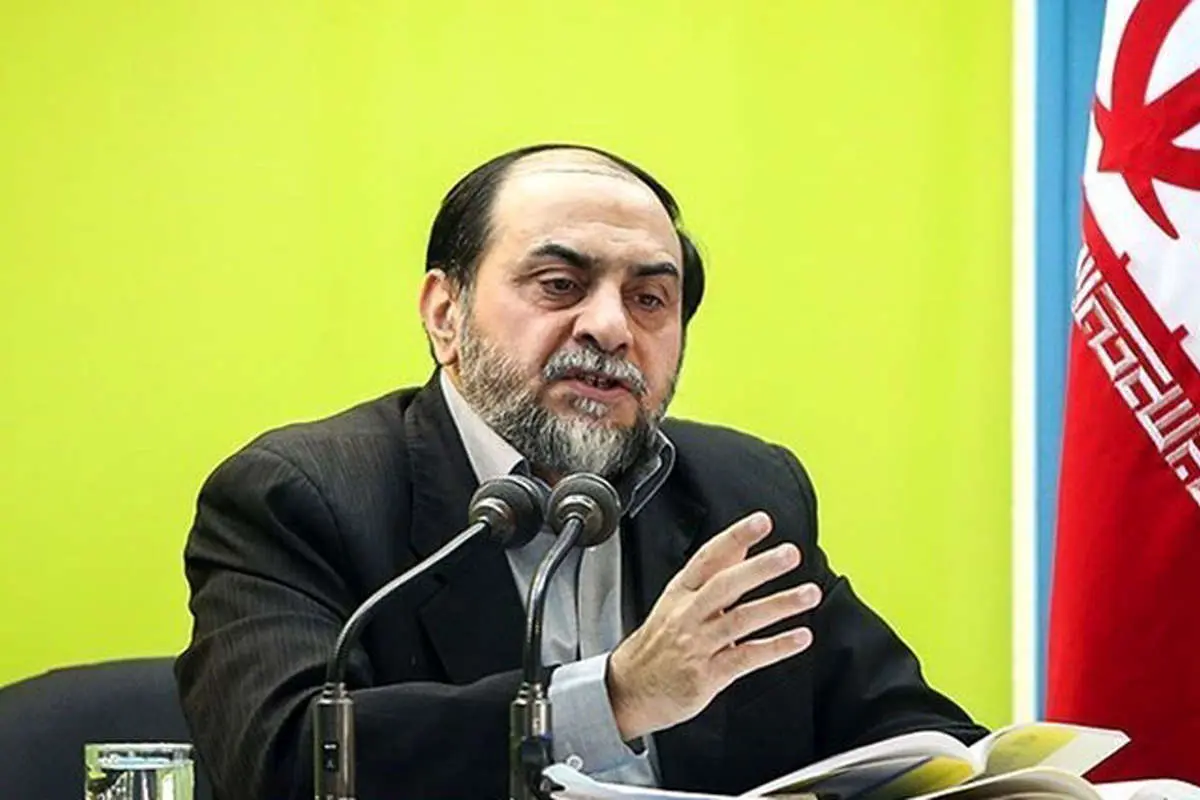 توپِ پُر «رحیمپور ازغدی» در نماز جمعه تهران!