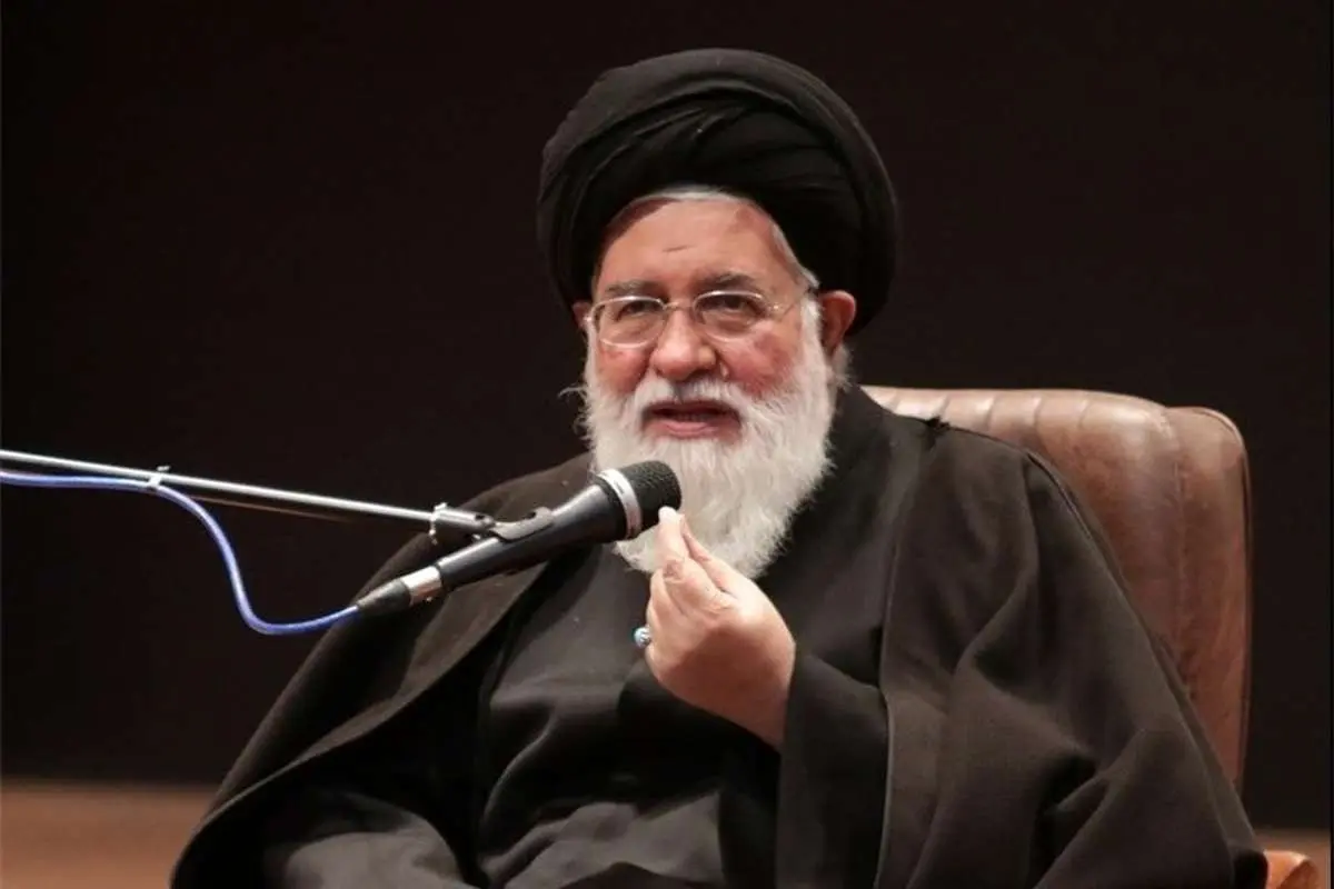 علم الهدی: به دشمن اتوبان چهار بانده دادهاید