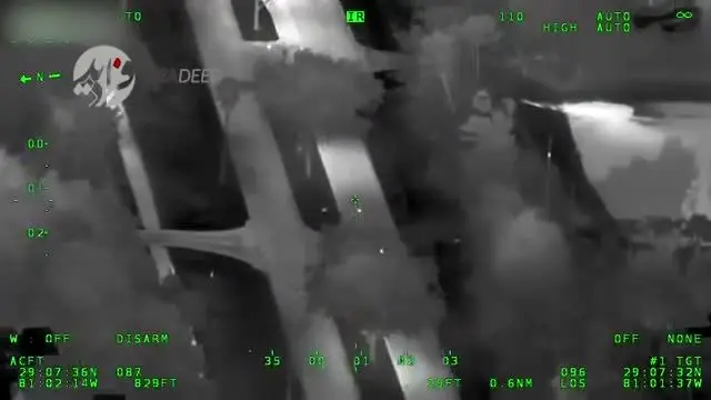 (ویدیو) تعقیب و گریز مرگبار پلیس؛ خودرویی که منفجر شد