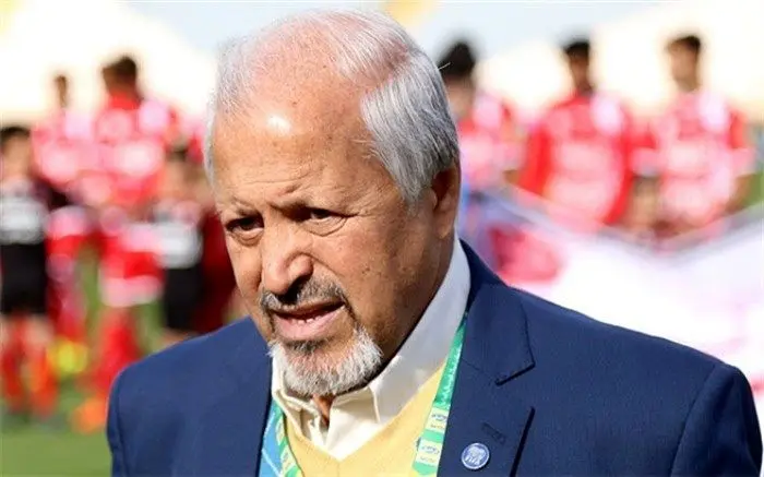 محمد فنایی؛ صحبت از VAR فرار رو به جلوست