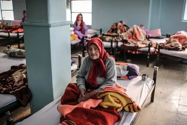 روایتی از زنان گُمشده شهر؛ از ۴۰ سال آوارگی تا ترک اعتیاد به عشق دختر