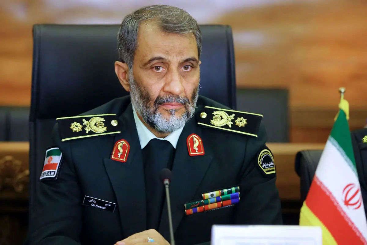 حمل کننده سلاح، مواد و مشروبات الکلی با «کوله»، کولبر نیست!