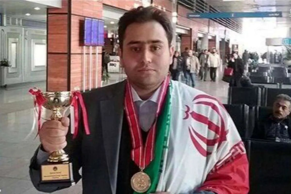 سبحانیفر: روحانی دستور تعلیق حکم دامادش را صادر کرد