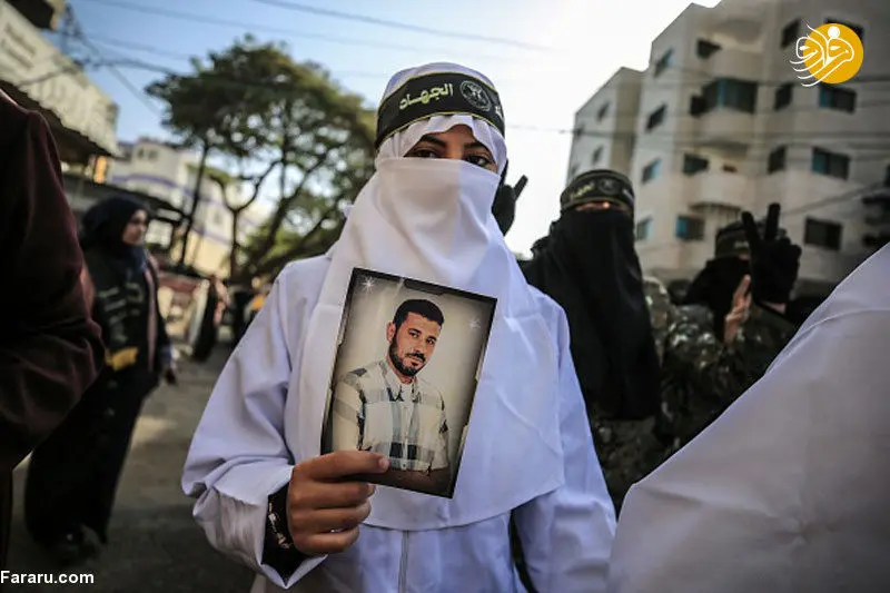 (تصاویر) کفن پوشی زنان فلسطینی در نوار غزه