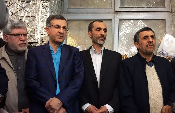 حلقه محمودیه؛ وفاداران محمود احمدی نژاد