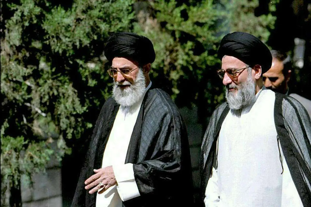 عکس دیده نشده از آیت الله شاهرودی در کنار رهبری