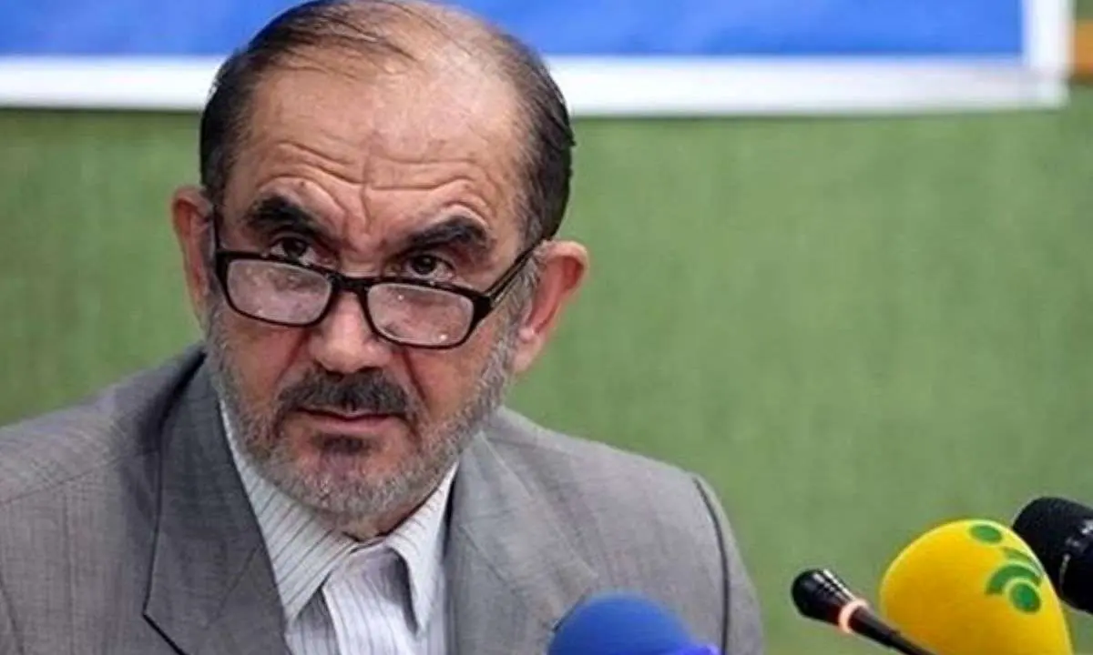 رائفیپور به کینژاد: عامدانه دروغ میگویید!