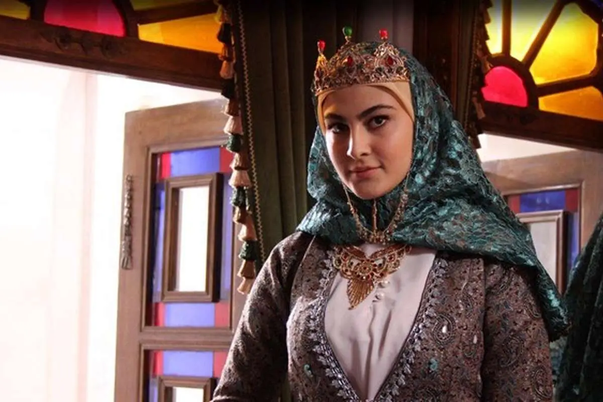مریم مومن: «بانوی عمارت» شانس بزرگ زندگی‌ام بود