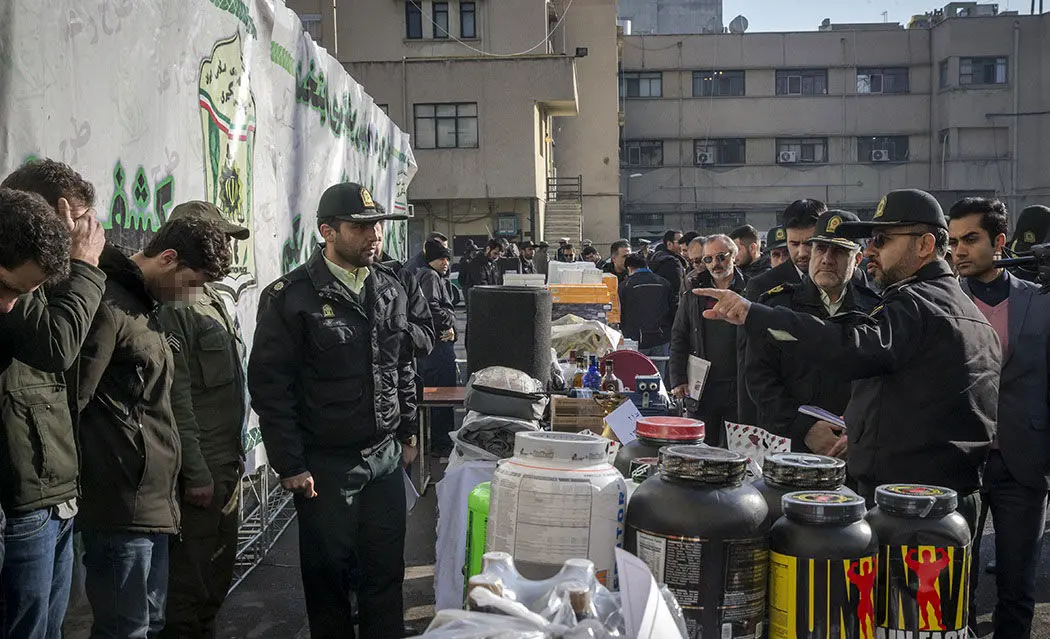 (تصاویر) بازداشت ۶۰۰ سارق و مالخر در تهران