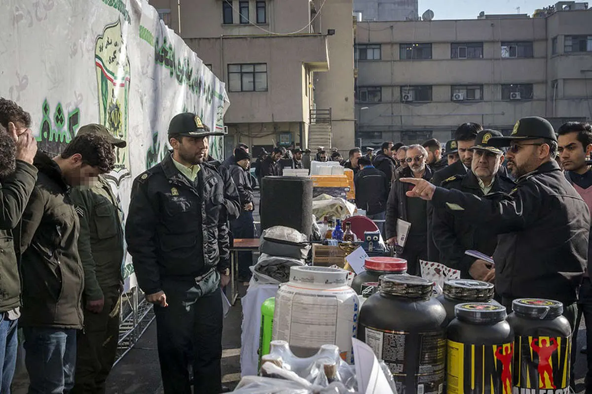 پیشنهاد وسوسه انگیز دختران سارق