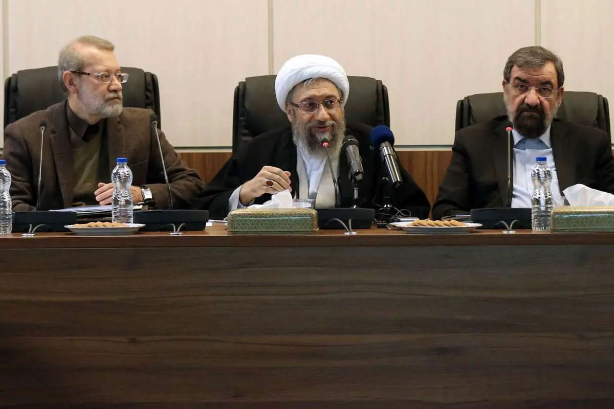 (تصاویر) اخم‌ها و لبخندها در مجمع؛ از ظریف تا احمدی‌نژاد