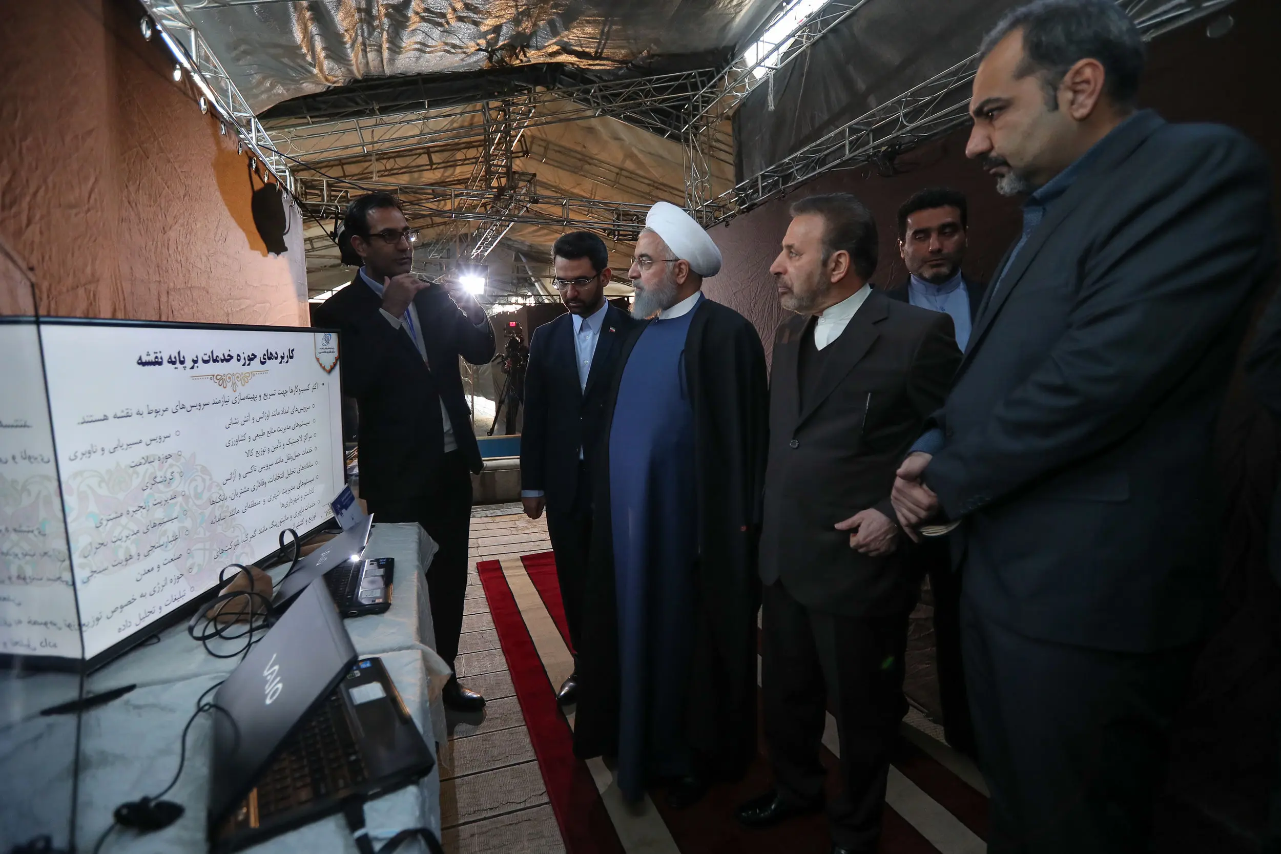 انتقاد روحانی از محدودیت در فضای مجازی: در ایران رسانه آزاد نداریم