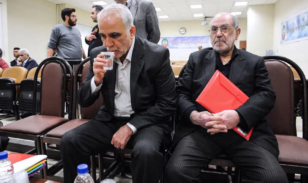 جزئیاتی از ارتباط وزیر دولت احمدی‌نژاد با «حسین هدایتی»