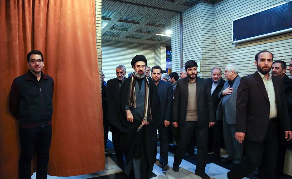 (تصاویر) فرزندان رهبر انقلاب در مراسم یادبود سردار احمد فضائلی