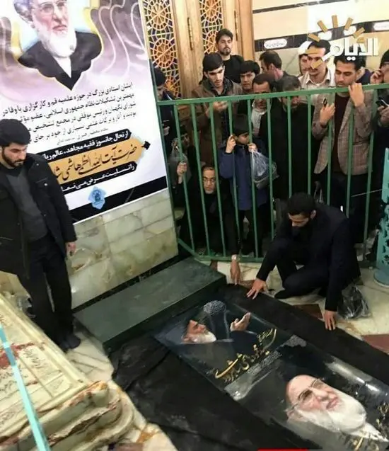 (تصاویر) آرامگاه آیت‌الله شاهرودی در قم