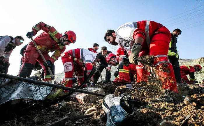 ۵ نفر از معاونین و مدیران دانشگاه آزاد برکنار شدند