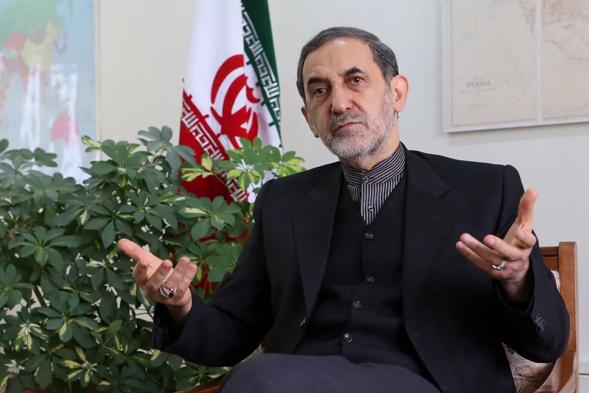 ولایتی: در ماجرای اخیر، دل دانشگاه آزاد به درد آمد