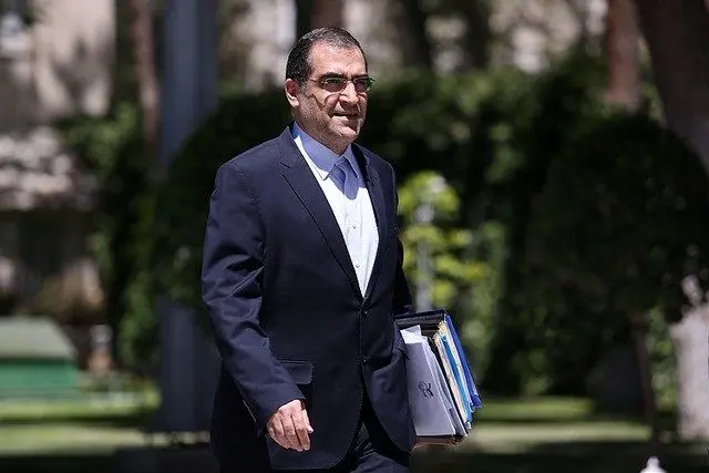 وزیر بهداشت خداحافظی کرد!