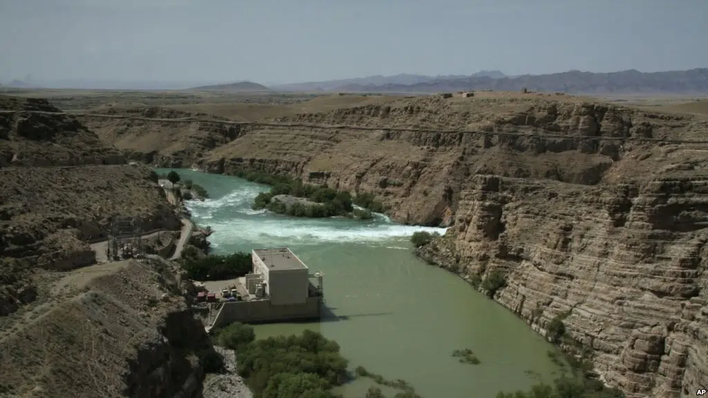 حق‌ّآبه‌ی هیرمند بر بستر گفتگو با طالبان