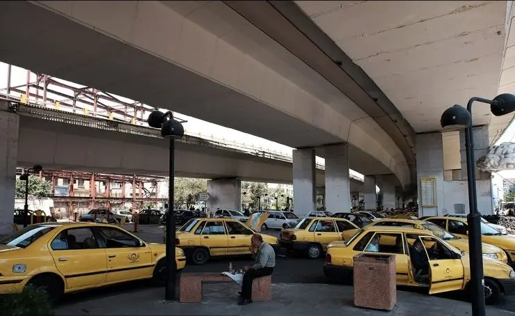 یک ساعت «زیرپل سیدخندان»!