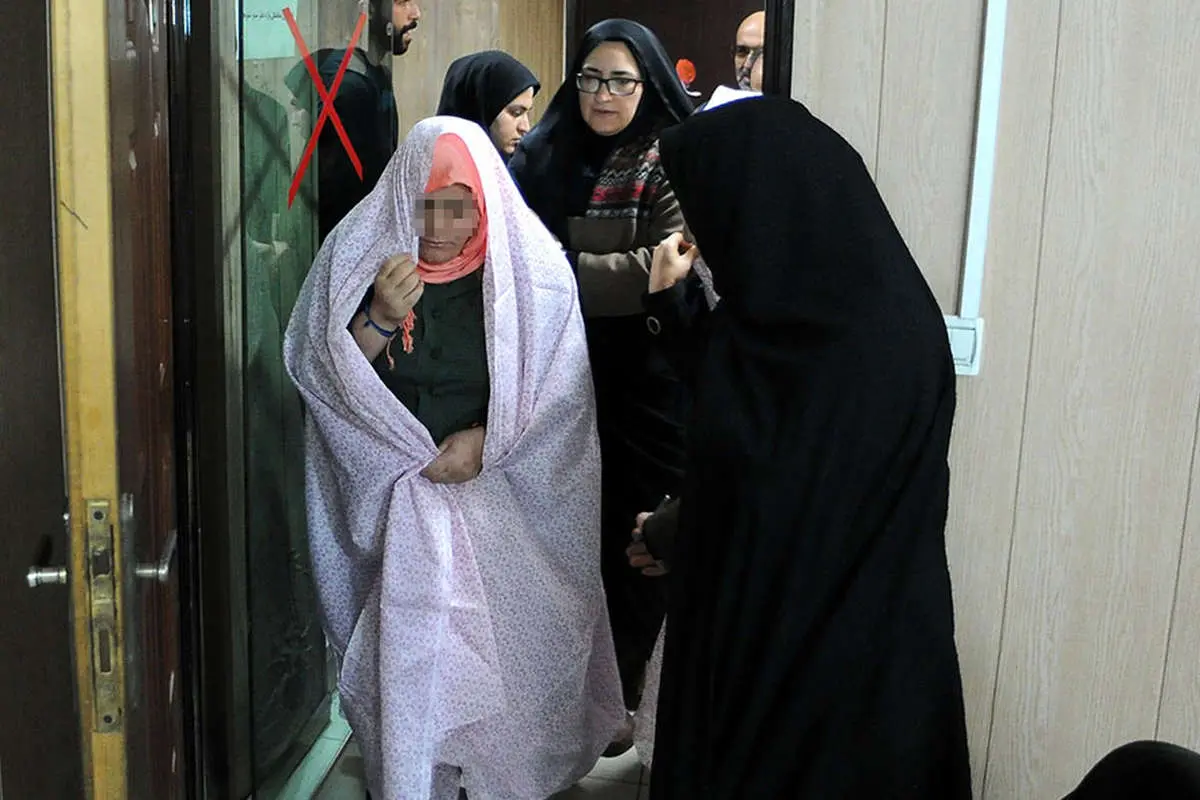 (تصاویر) آزادی ۴ زن محکوم به اعدام از زندان شهرری