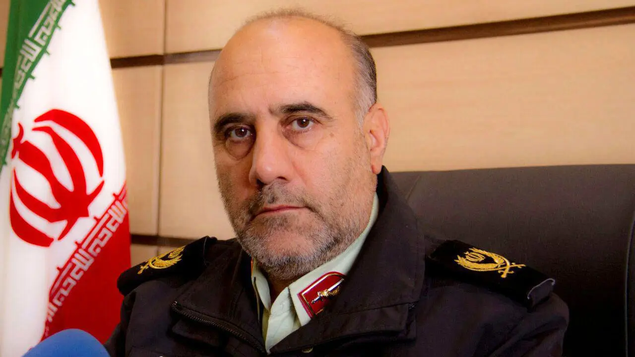 موضع پلیس در مقابل کشف حجاب
