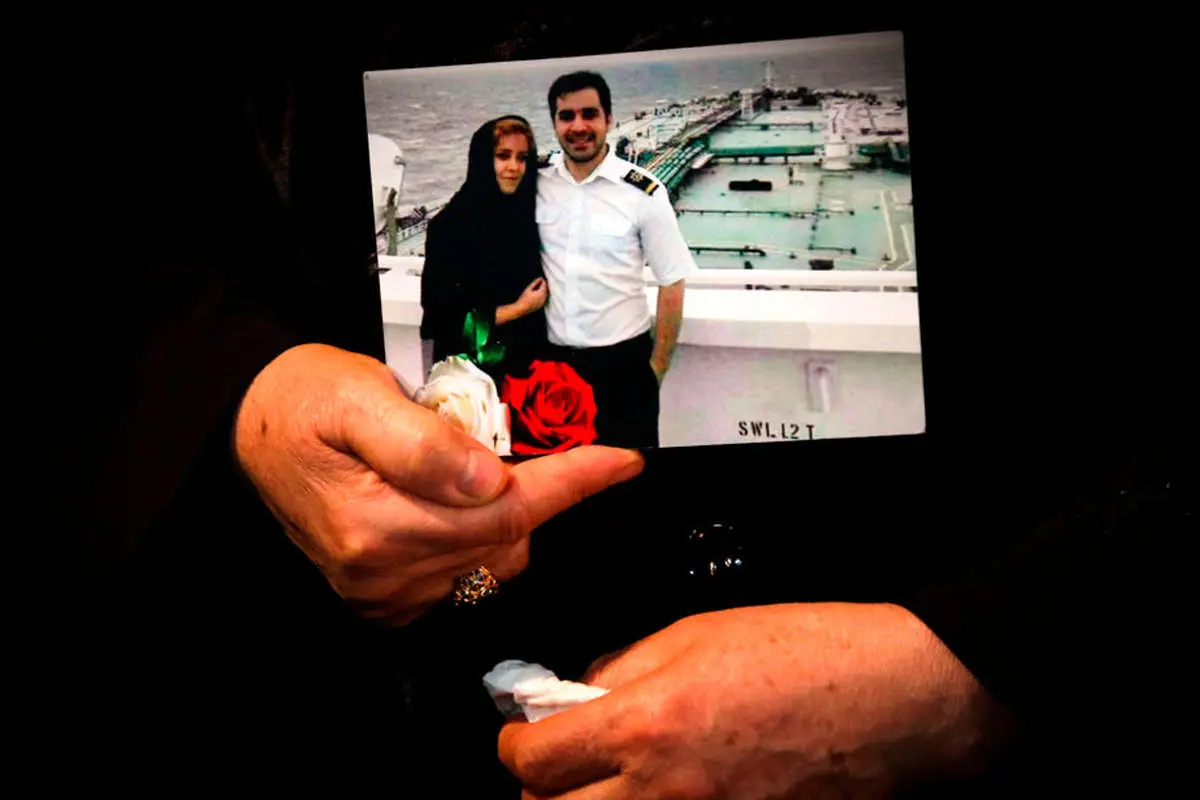 ماجرای تماسهای مشکوک؛ آیا "خدمه کشتی سانچی" زنده هستند؟