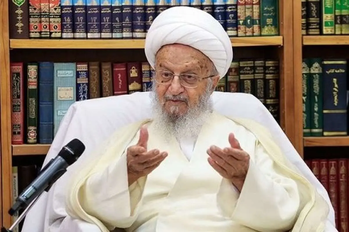 انتقاد تند دفتر آیتالله مکارم به دفتر رییسجمهور: فرافکنی میکنید