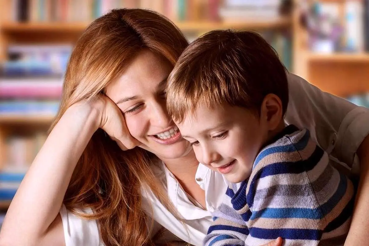 ١٠ جملهای که هرگز نباید به فرزند خود بگویید