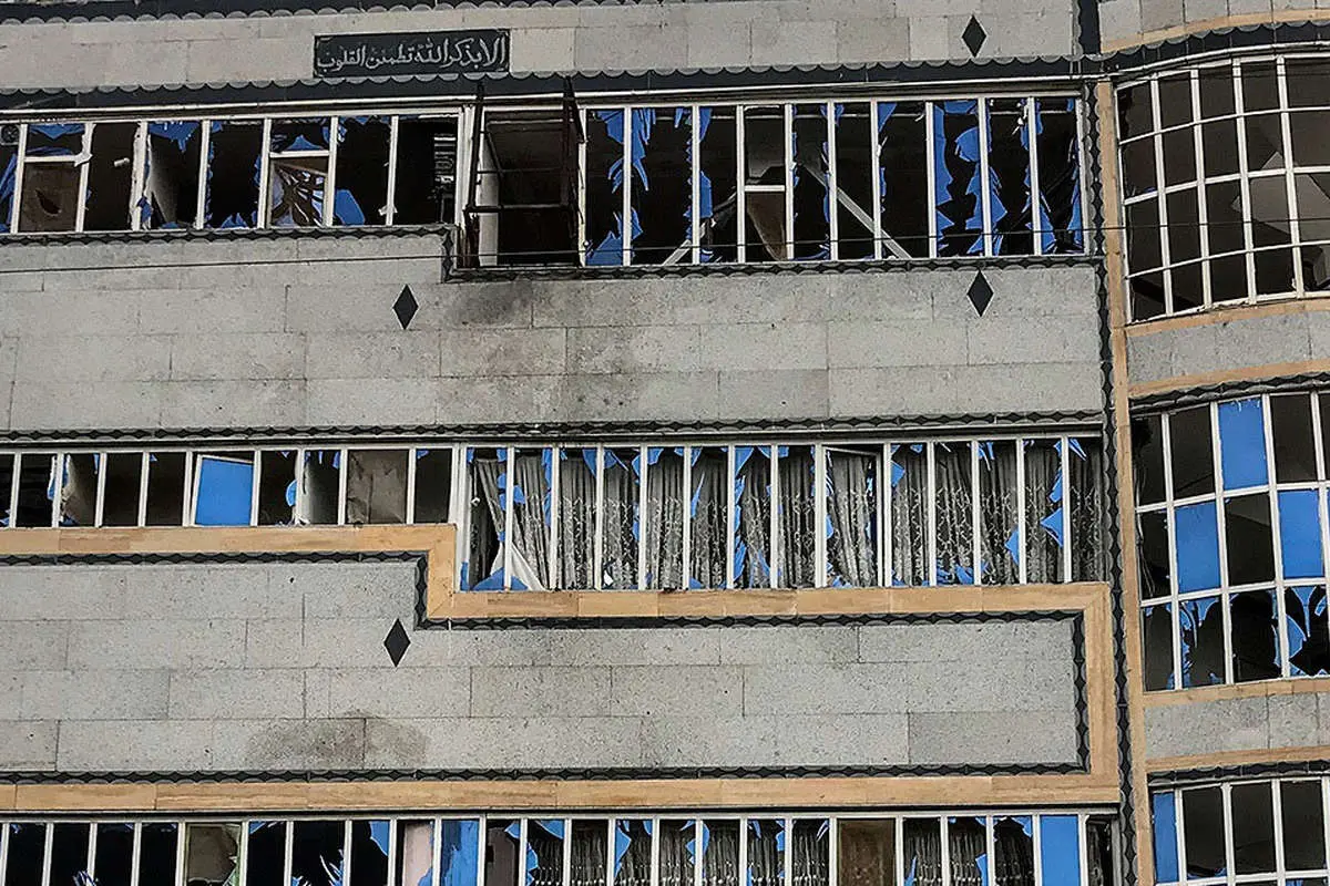 (تصاویر) خسارت انفجارهای صوتی در زاهدان