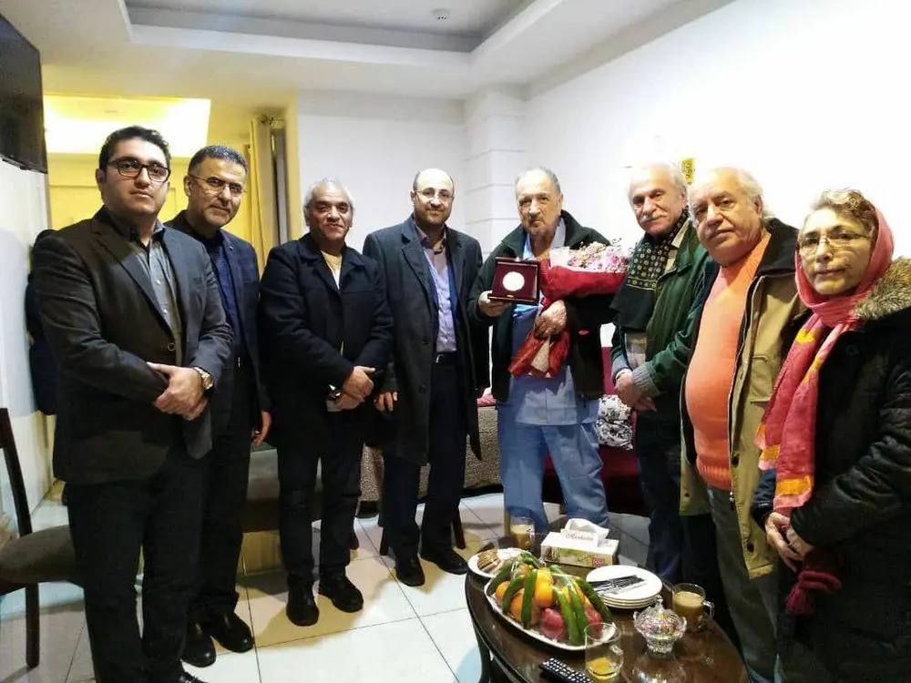 (تصویر) عیادت بازیگران ایرانی از ژان‌کلود کَریِر در تهران
