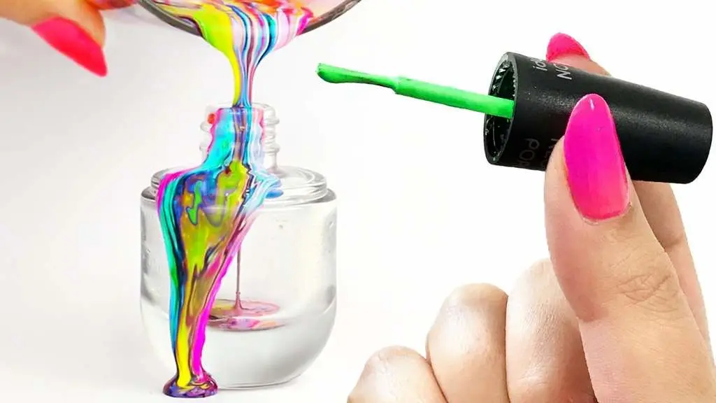 رنگ‌های لاک شاد و انرژی بخش برای آرایش ناخن‌های شما