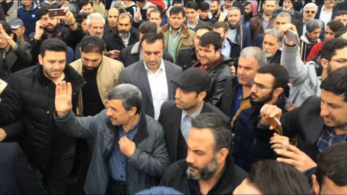 (تصویر) احمدی‌نژاد و رئیسی در راهپیمایی ۲۲ بهمن