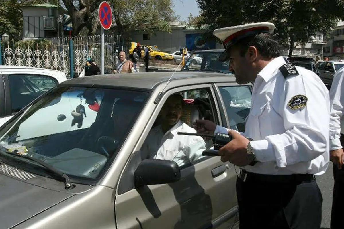شرایط رانندگی برای افراد بدون گواهینامه